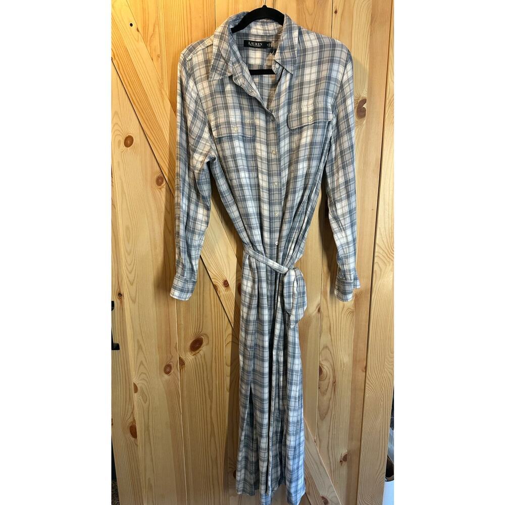 Lauren Ralph Lauren Plaid
Twill Long Sleeve Shirt
Dress NWOT - Size 12 - Picture 2 of 11